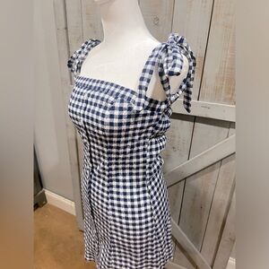 La Robe Boutique Navy/White Checkered Button Up Tie Strap Dress Size Small NWT